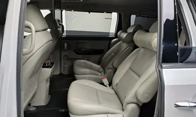 Kia Canival 2017, 59854 км, за 10769.74 USD - фото 12