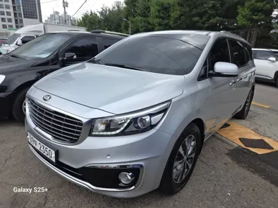 Kia Canival 2018, 129000 км, за 7166.13 USD