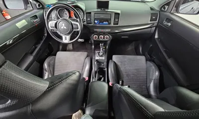 Mitsubishi Lancer Evolution 2008, 94274 км, за 12414.6 USD - фото 7