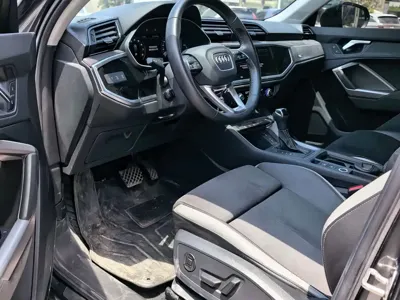 Audi Q3 2022, 12000 км, за 26014.8 USD - фото 6
