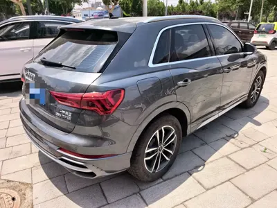 Audi Q3 2022, 12000 км, за 26014.8 USD - фото 10