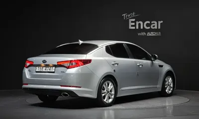 Kia K5 2013, 28143 км, за 4218.94 USD