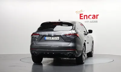 Maserati Levante 2018, 91798 км, за 21792.89 USD
