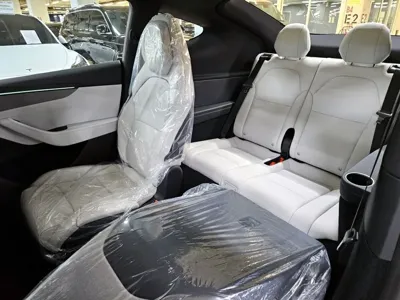 Tesla Model Y 2026, 380 км, за 58170.32 USD - фото 12