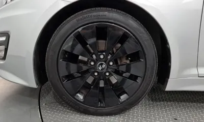 Kia K5 2011, 95653 км, за 3152.92 USD