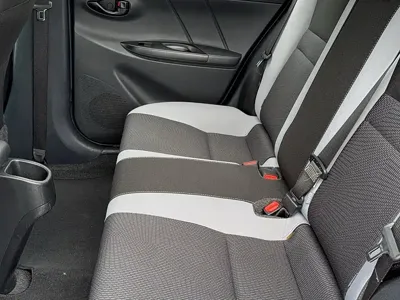 Toyota Yaris L 2020, 16000 км, за 6886.27 USD - фото 8