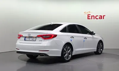 Hyundai Sonata 2015, 121716 км, за 6508.15 USD