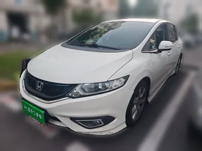 Honda Jade · 2014 год