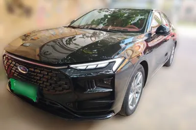 Ford Mondeo · 2023 год