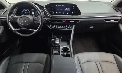 Hyundai Sonata 2023, 43618 км, за 13121.96 USD - фото 7