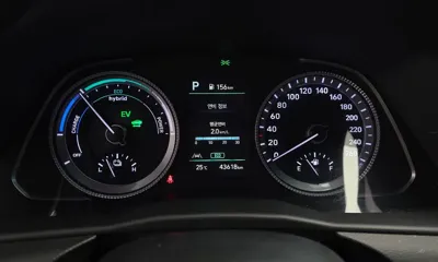 Hyundai Sonata 2023, 43618 км, за 13121.96 USD - фото 8