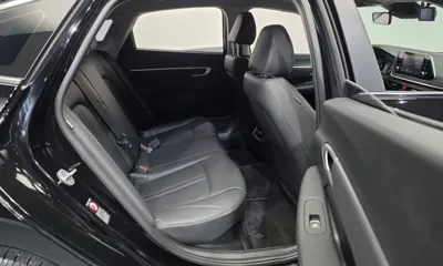 Hyundai Sonata 2023, 43618 км, за 13121.96 USD - фото 12