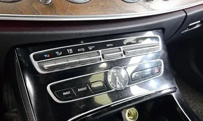 Mercedes-Benz E-Class 2017, 274911 км, за 9247.76 USD - фото 15