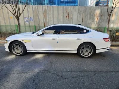 Genesis G80 2025, 300 км, за 33059.58 USD