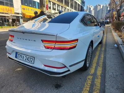Genesis G80 2025, 300 км, за 33059.58 USD