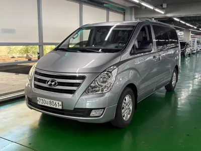 Hyundai Starex 2017, 87588 км, за 8196.73 USD