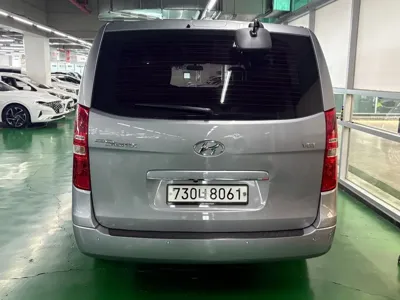 Hyundai Starex 2017, 87588 км, за 8196.73 USD