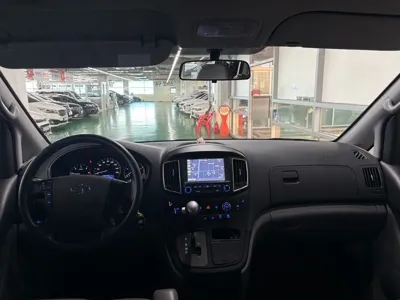 Hyundai Starex 2017, 87588 км, за 8196.73 USD - фото 6