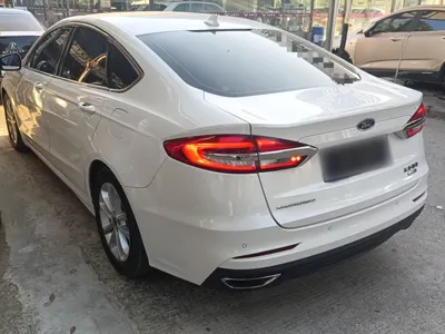 Ford Mondeo 2018, 86800 км, за 9101 USD - фото 4