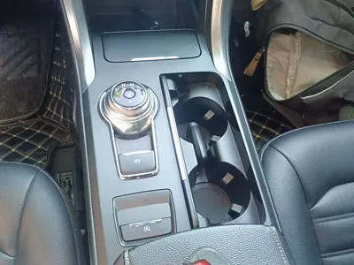 Ford Mondeo 2018, 86800 км, за 9101 USD - фото 17