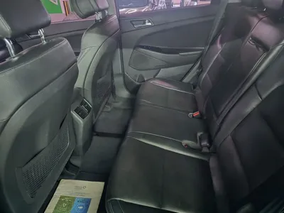 Hyundai Tucson 2016, 80000 км, за 8205.33 USD - фото 19