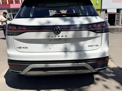 Volkswagen Tayron 2023, 66000 км, за 22041.95 USD