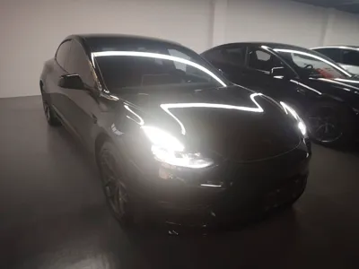 Tesla Model 3 2022, 25500 км, за 30896 USD