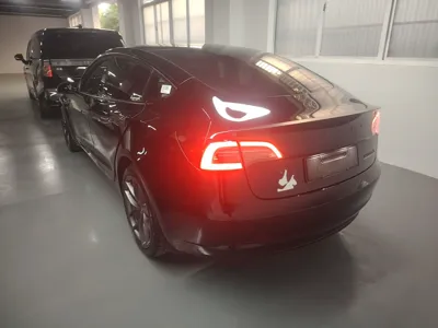 Tesla Model 3 2022, 25500 км, за 30896 USD