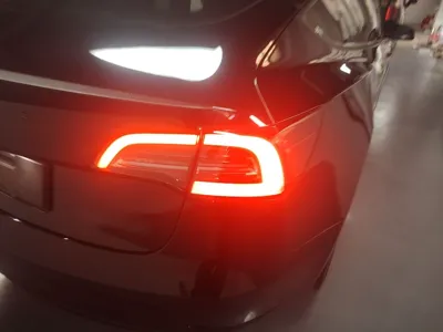 Tesla Model 3 2022, 25500 км, за 30896 USD - фото 7