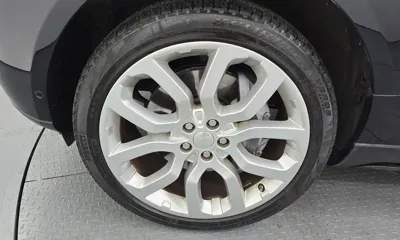 Land Rover Range Rover 2015, 128686 км, за 18102.49 USD