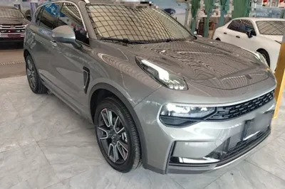 Lynk & Co 01 2021, 42300 км, за 13129 USD