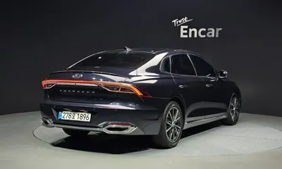 Hyundai Grandeur 2022, 44175 км, за 16856.17 USD