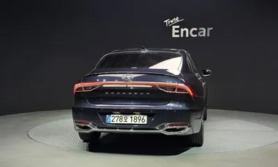 Hyundai Grandeur 2022, 44175 км, за 16856.17 USD