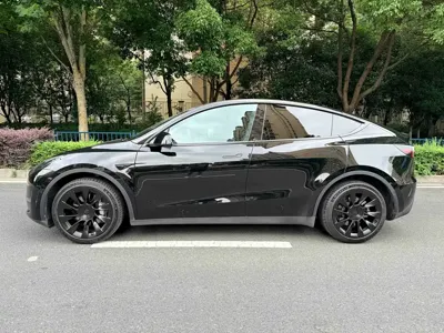 Tesla Model Y 2022, 64000 км, за 23917.69 USD