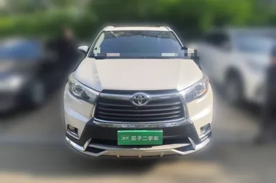 Toyota Highlander 2015, 68800 км, за 14584 USD