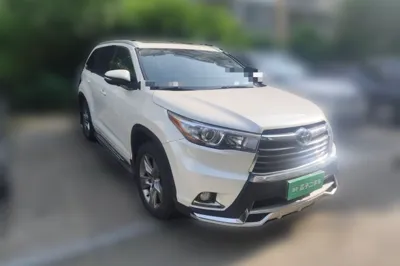 Toyota Highlander 2015, 68800 км, за 14584 USD