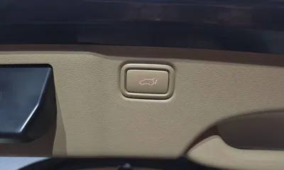 Kia Canival 2019, 82102 км, за 11400.66 USD - фото 32