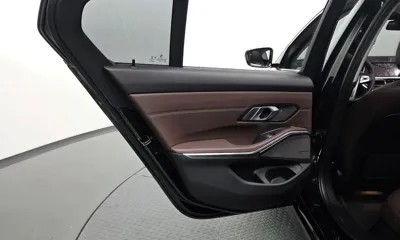 BMW 3-Series 2021, 96068 км, за 19614.02 USD - фото 25