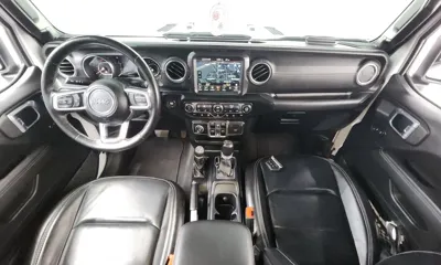 Jeep Wrangler 2021, 101652 км, за 21678.66 USD - фото 7