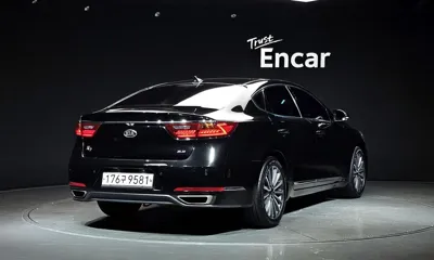 Kia K7 2017, 138174 км, за 7218.86 USD