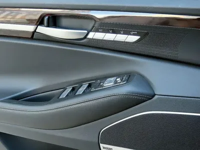 Genesis EQ900 2016, 169518 км, за 9425.99 USD - фото 12