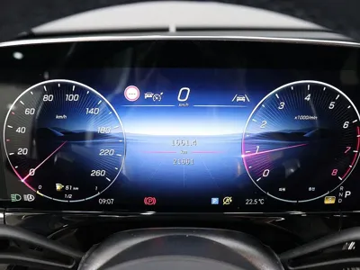 Mercedes-Benz E-Class 2025, 21661 км, за 50986.5 USD - фото 7