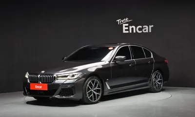 BMW 5-Series · 2021 год
