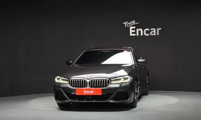 BMW 5-Series 2021, 13917 км, за 33366.37 USD