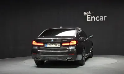 BMW 5-Series 2021, 13917 км, за 33366.37 USD
