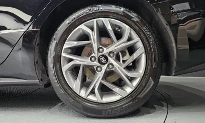 Hyundai Sonata 2021, 61874 км, за 10798.86 USD - фото 21