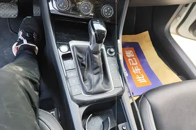Volkswagen Sagitar 2021, 84500 км, за 11731 USD - фото 16