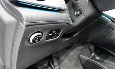 Mercedes-Benz EQE 2023, 10318 км, за 52185.9 USD - фото 20