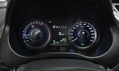 Hyundai Grandeur 2016, 96111 км, за 6603.65 USD - фото 8