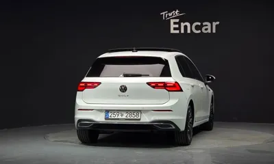 Volkswagen Golf 2024, 67211 км, за 20932.19 USD